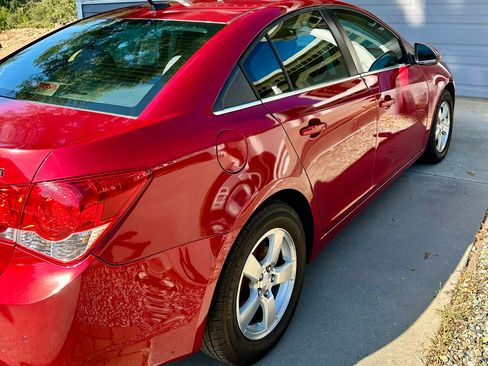 Used 2012 Chevrolet Cruze LT FWD image 6