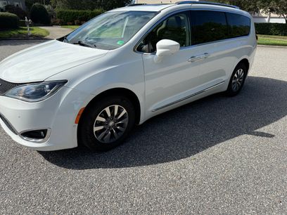 Used 2019 Chrysler Pacifica Touring-L Plus w/ Advanced Safetytec Group
