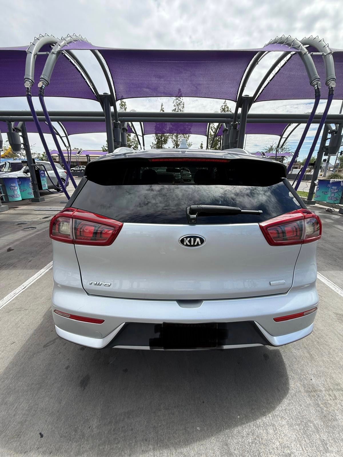 Used 2019 Kia Niro LX FWD image 4
