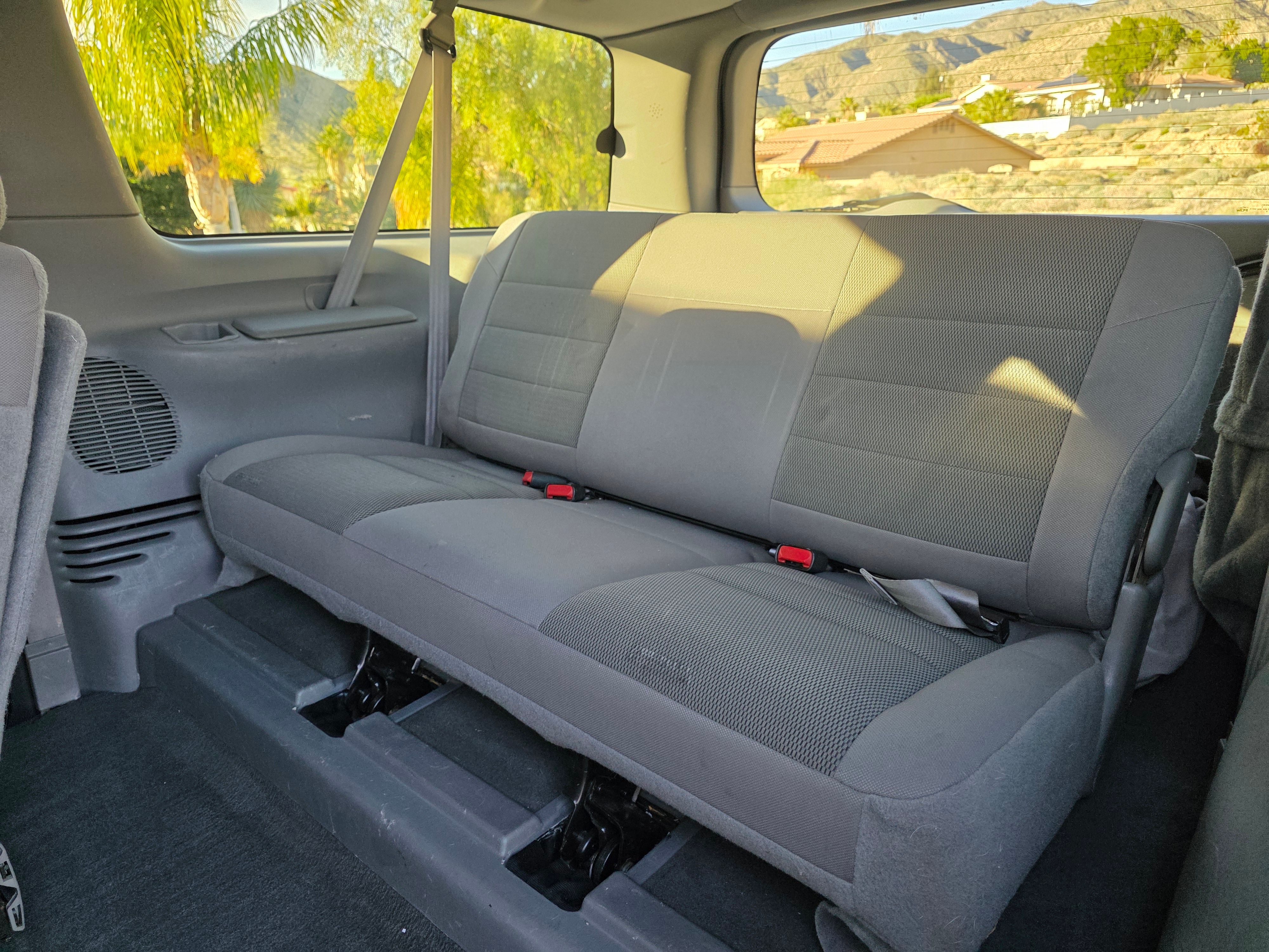Used 2005 Ford Excursion XLT RWD image 18