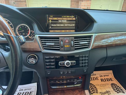 Used 2012 Mercedes-Benz E 350 Sedan image 11