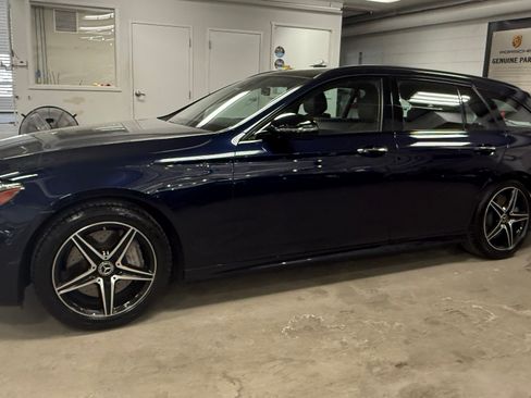 Used 2020 Mercedes-Benz E 450 4MATIC Wagon image 2