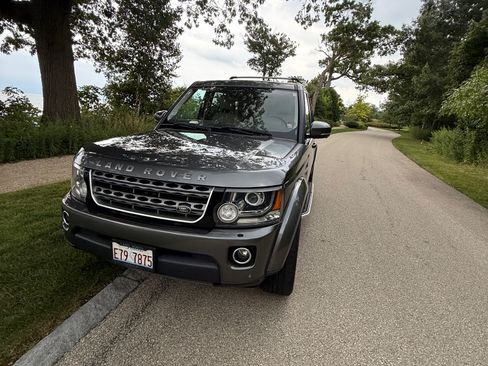 Used 2015 Land Rover LR4 HSE image 5