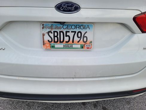 Used 2016 Ford Fusion SE image 10