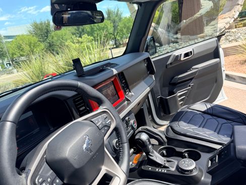 Used 2022 Ford Bronco Big Bend AWD/4WD image 9