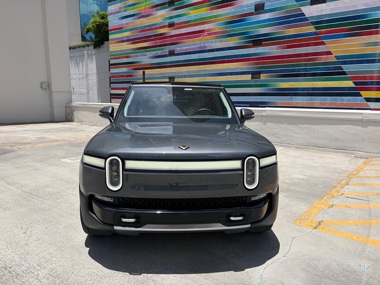 Used 2023 Rivian R1S Launch Edition Quad AWD/4WD image 12