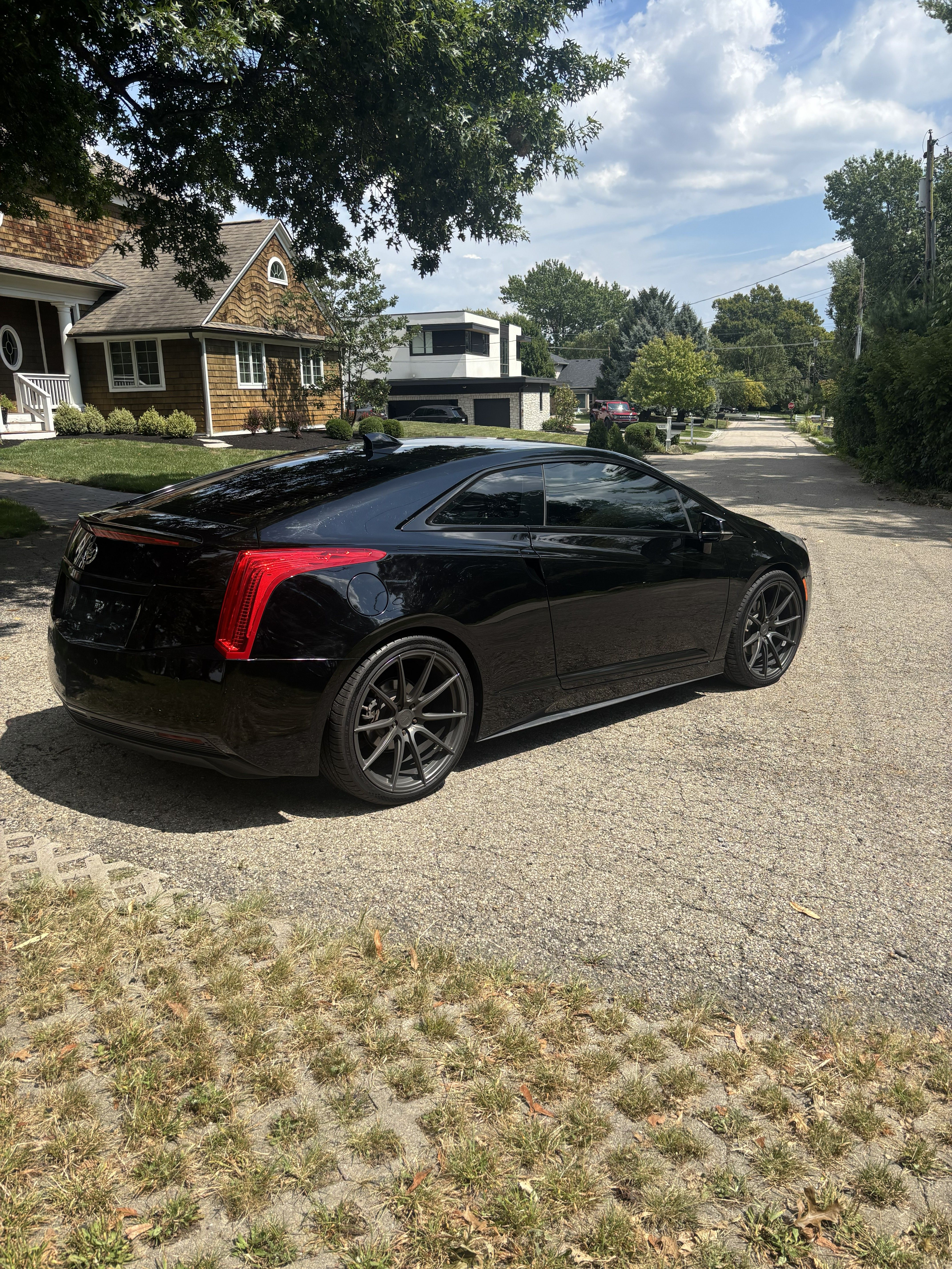 Used 2014 Cadillac ELR w/ Luxury Package FWD image 13