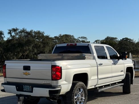 Used 2015 Chevrolet Silverado 2500 High Country w/ Duramax Plus Package image 2