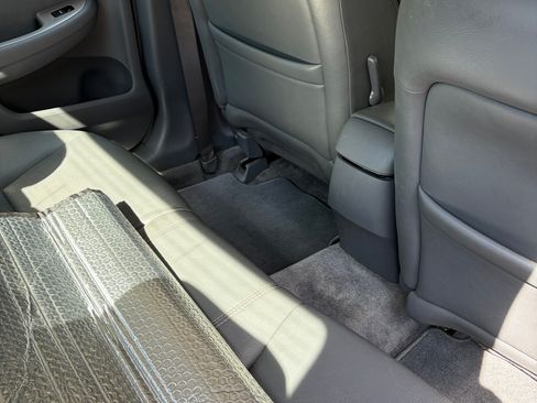 Used 2005 Honda Accord EX image 18
