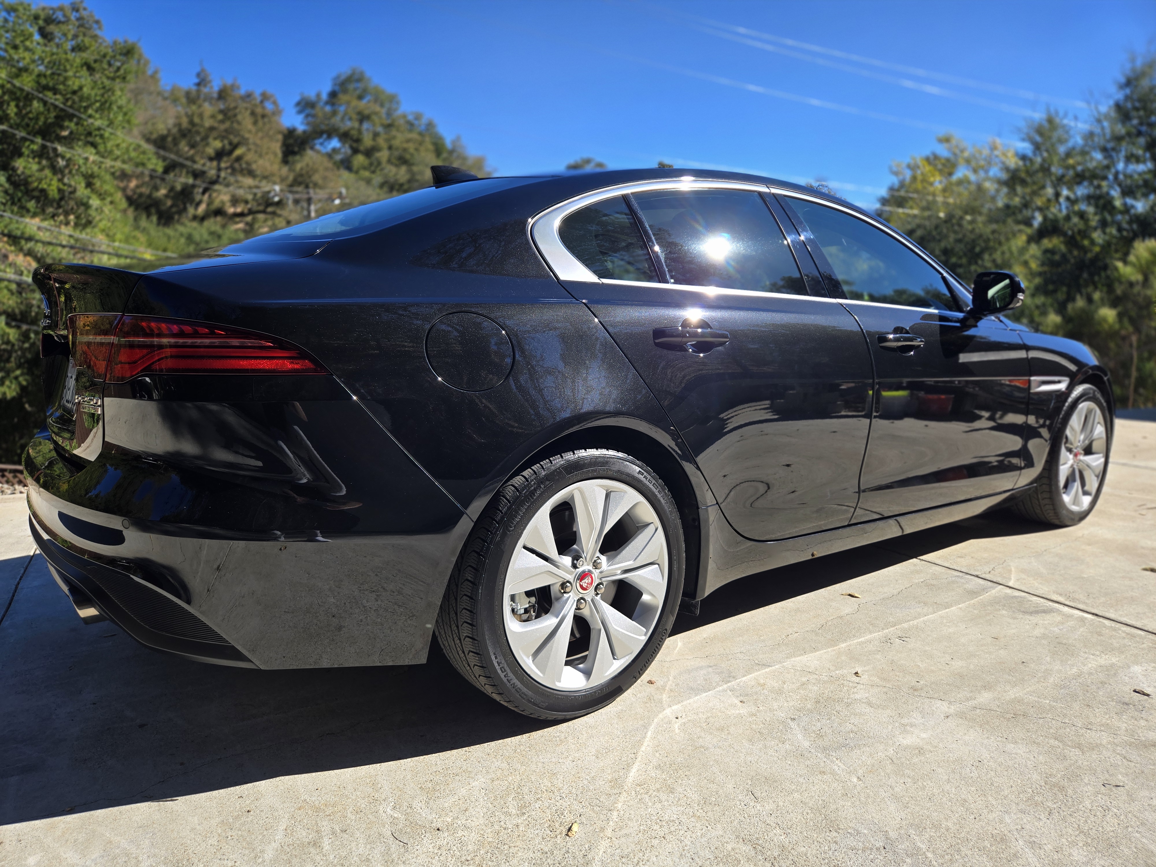 Used 2020 Jaguar XE S AWD/4WD image 5