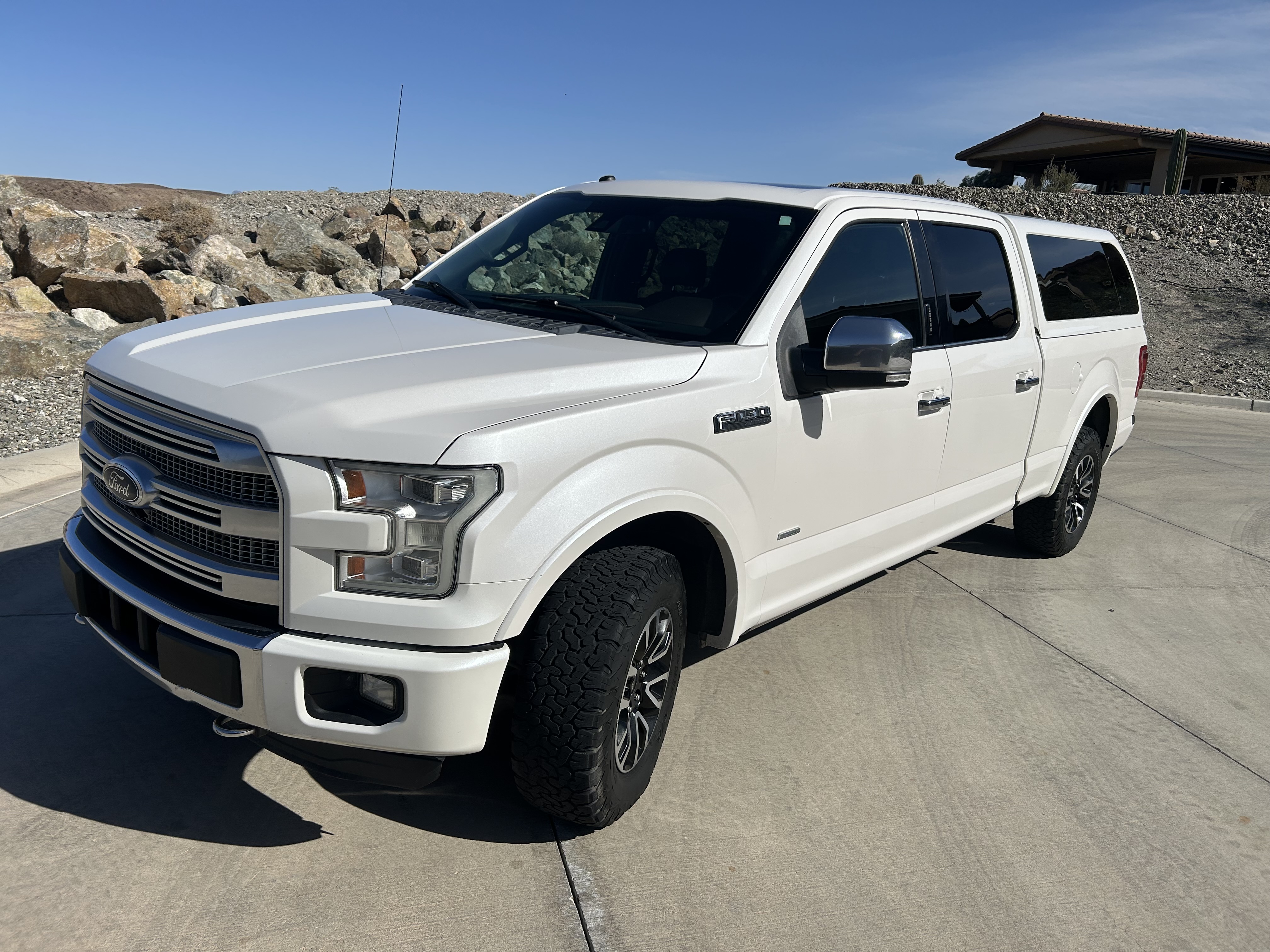 Used 2016 Ford F150 Platinum w/ Equipment Group 701A Luxury AWD/4WD image 2