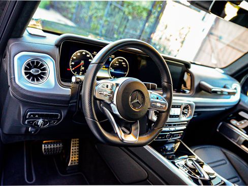 Used 2023 Mercedes-Benz G 550 image 23