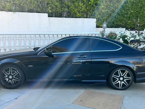 Used 2014 Mercedes-Benz C 250 Coupe image 7