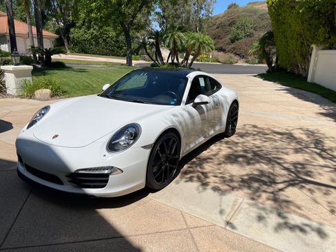 Used 2013 Porsche 911 GT3 RS image 2