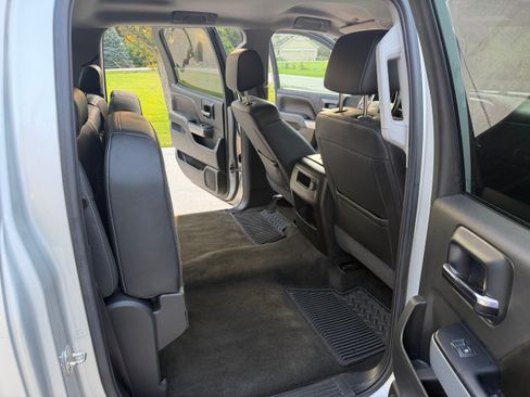 Used 2016 Chevrolet Silverado 1500 LTZ Z71 w/ LTZ Plus Package AWD/4WD image 21