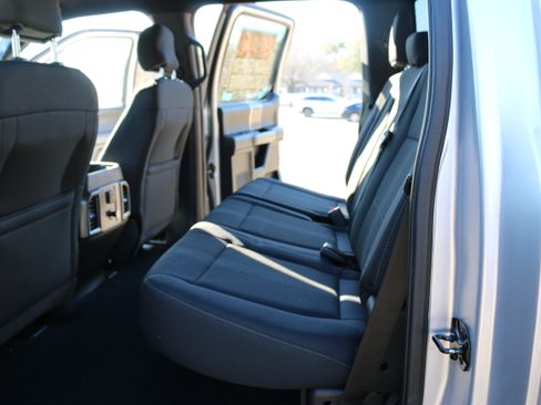 Used 2016 Ford F150 XLT w/ Equipment Group 302A Luxury image 16