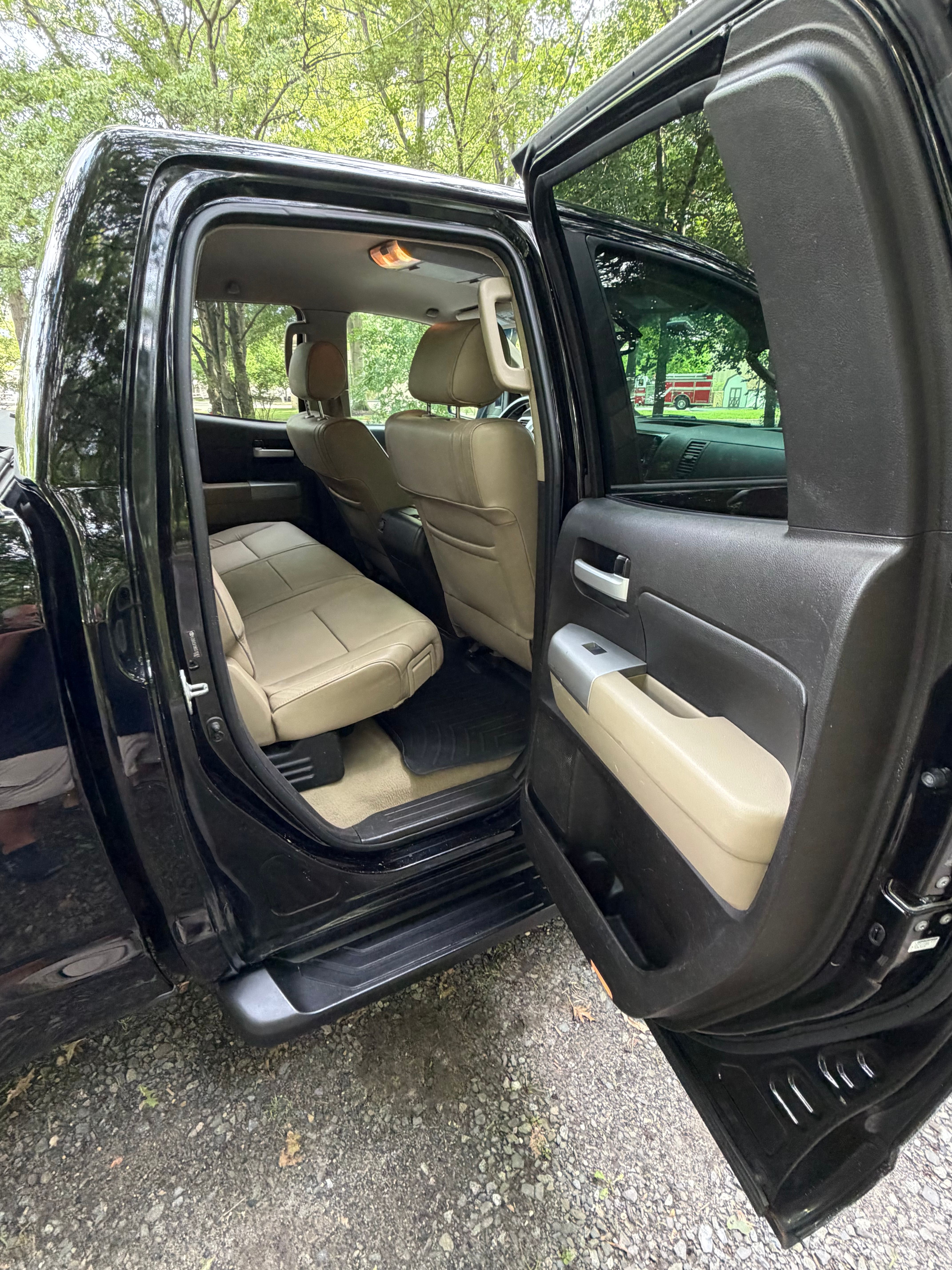 Used 2008 Toyota Tundra Limited AWD/4WD image 26