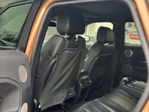 Used 2014 Land Rover Range Rover Evoque Pure Premium image 11