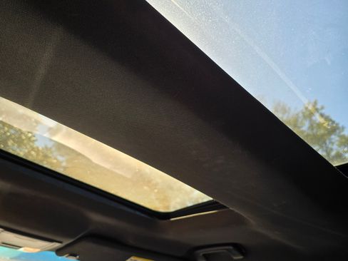 Used 2016 Ford Explorer Sport w/ Equipment Group 401A image 23