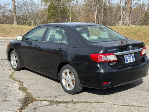 Used 2012 Toyota Corolla LE image 2