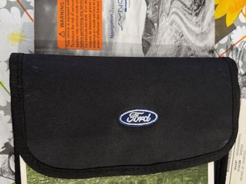 Used 2010 Ford Escape Limited image 12