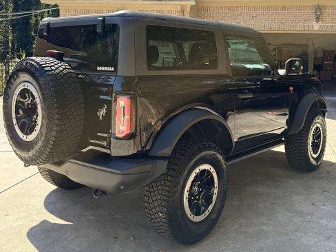 Used 2023 Ford Bronco Badlands image 5