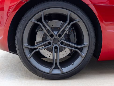 Used 2012 McLaren MP4-12C Coupe image 31