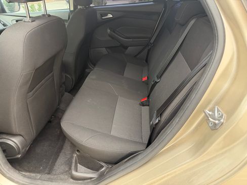 Used 2017 Ford Focus SE image 13