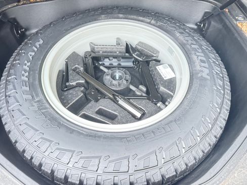Used 2025 Rivian R1T Adventure AWD/4WD image 10