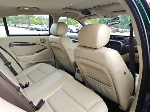 Used 2004 Jaguar S-TYPE R image 26