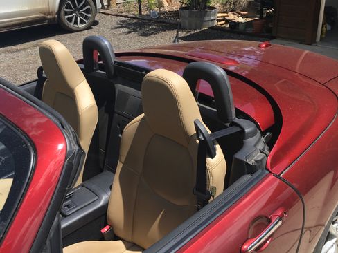 Used 2012 MAZDA MX-5 Miata Grand Touring w/ Premium Pkg RWD image 9
