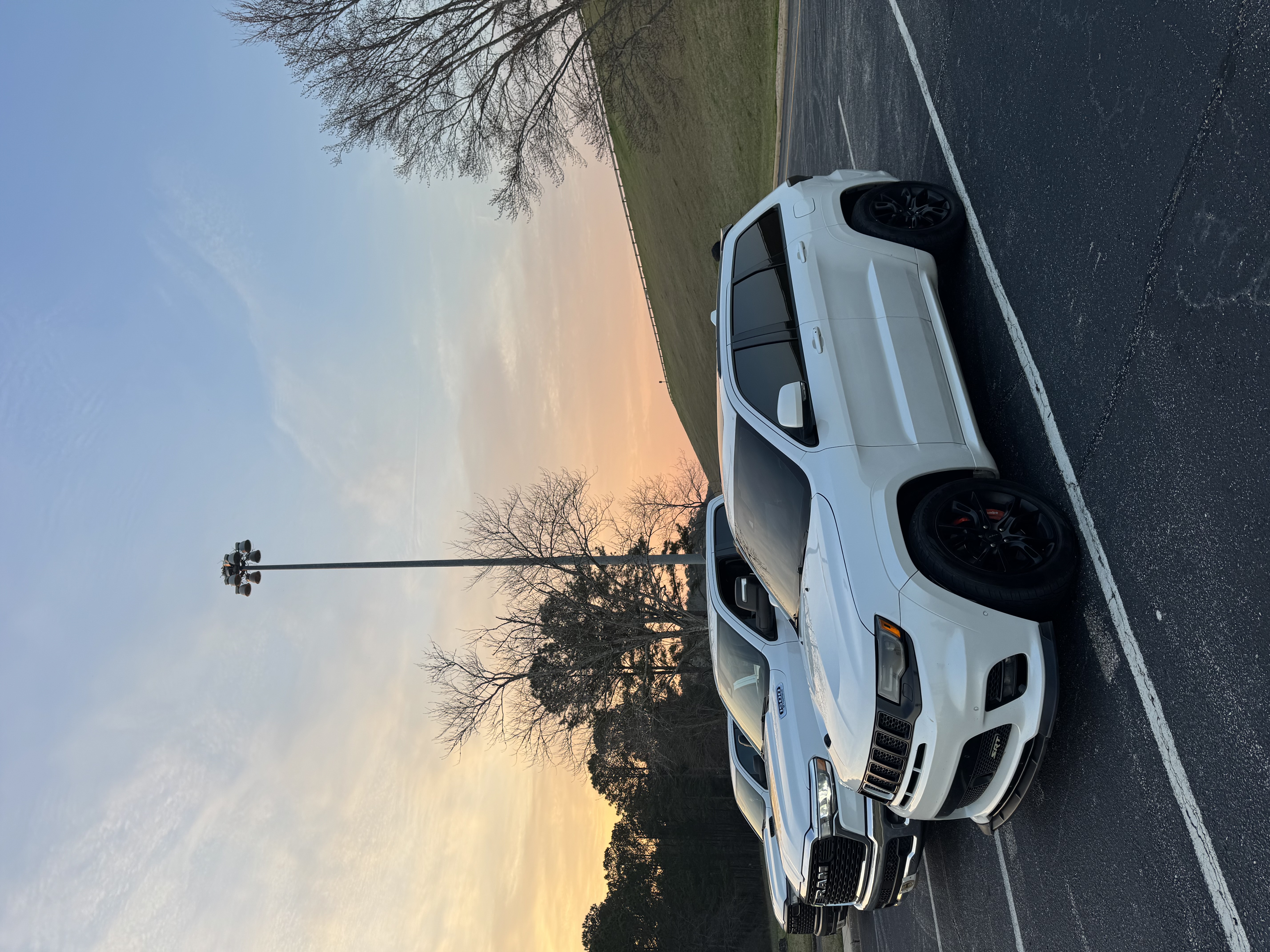 Used 2017 Jeep Grand Cherokee SRT AWD/4WD image 1