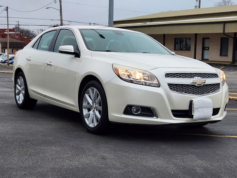 Used 2013 Chevrolet Malibu LTZ image 4