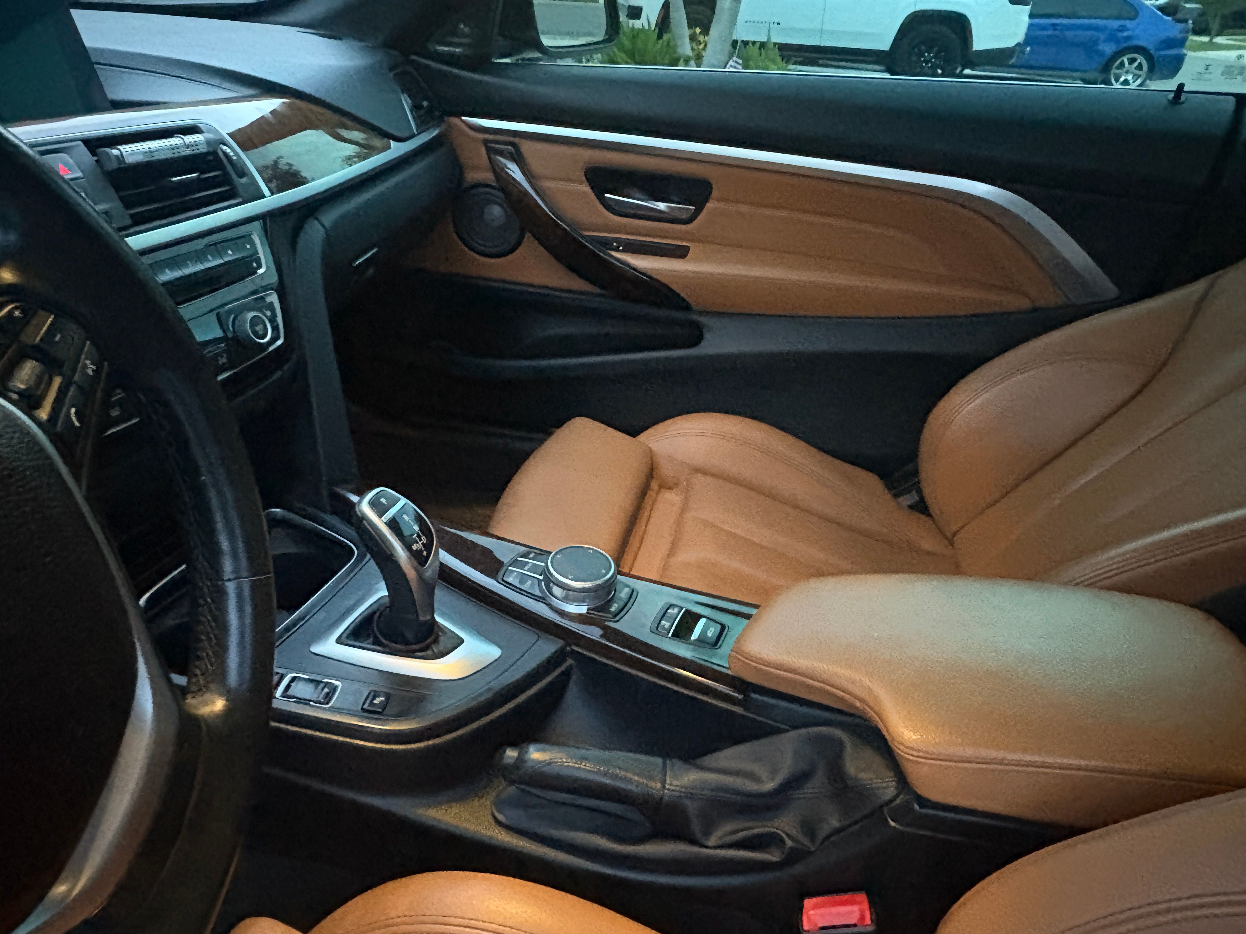 Used 2018 BMW 430i Convertible RWD image 19