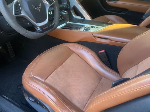 Used 2017 Chevrolet Corvette Z06 image 10