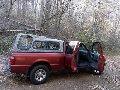 Used 2002 Ford Ranger 2WD SuperCab image 2