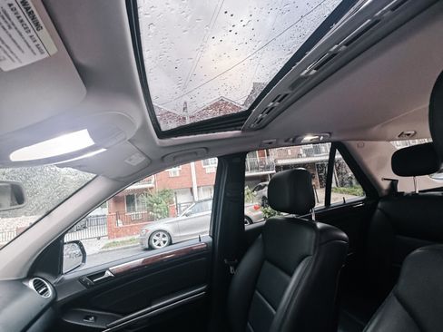 Used 2010 Mercedes-Benz ML 350 4MATIC image 10