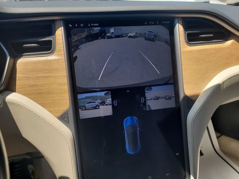 Used 2018 Tesla Model S 75D image 8