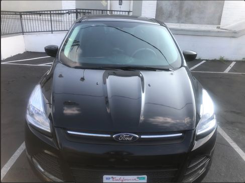 Used 2016 Ford Escape SE image 6