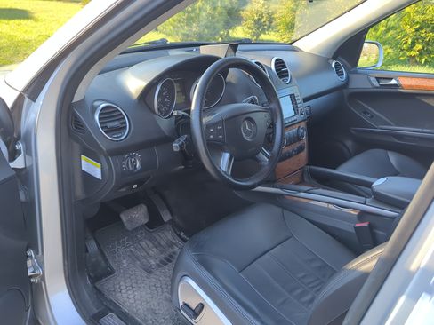 Used 2008 Mercedes-Benz ML 320 ML 320 CDI Sport Utility 4D image 10