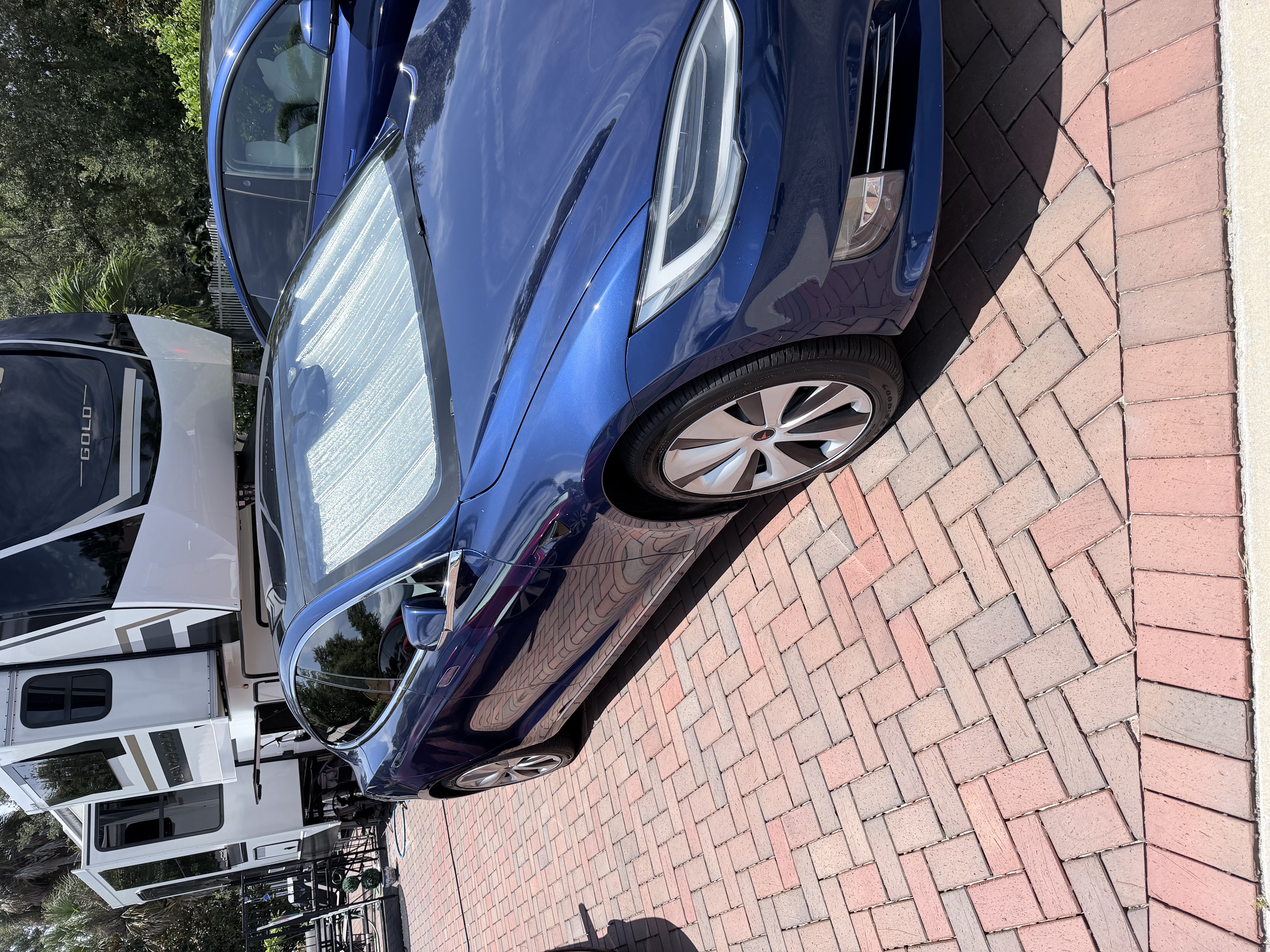 Used 2020 Tesla Model S AWD image 11