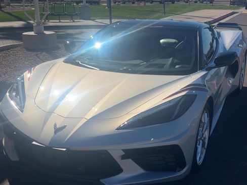 Used 2021 Chevrolet Corvette Stingray Preferred Conv w/ Z51 Performance Package image 2