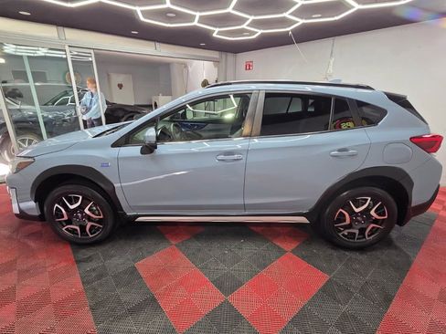 Used 2023 Subaru Crosstrek Hybrid w/ Moonroof Package w/Navigation image 1