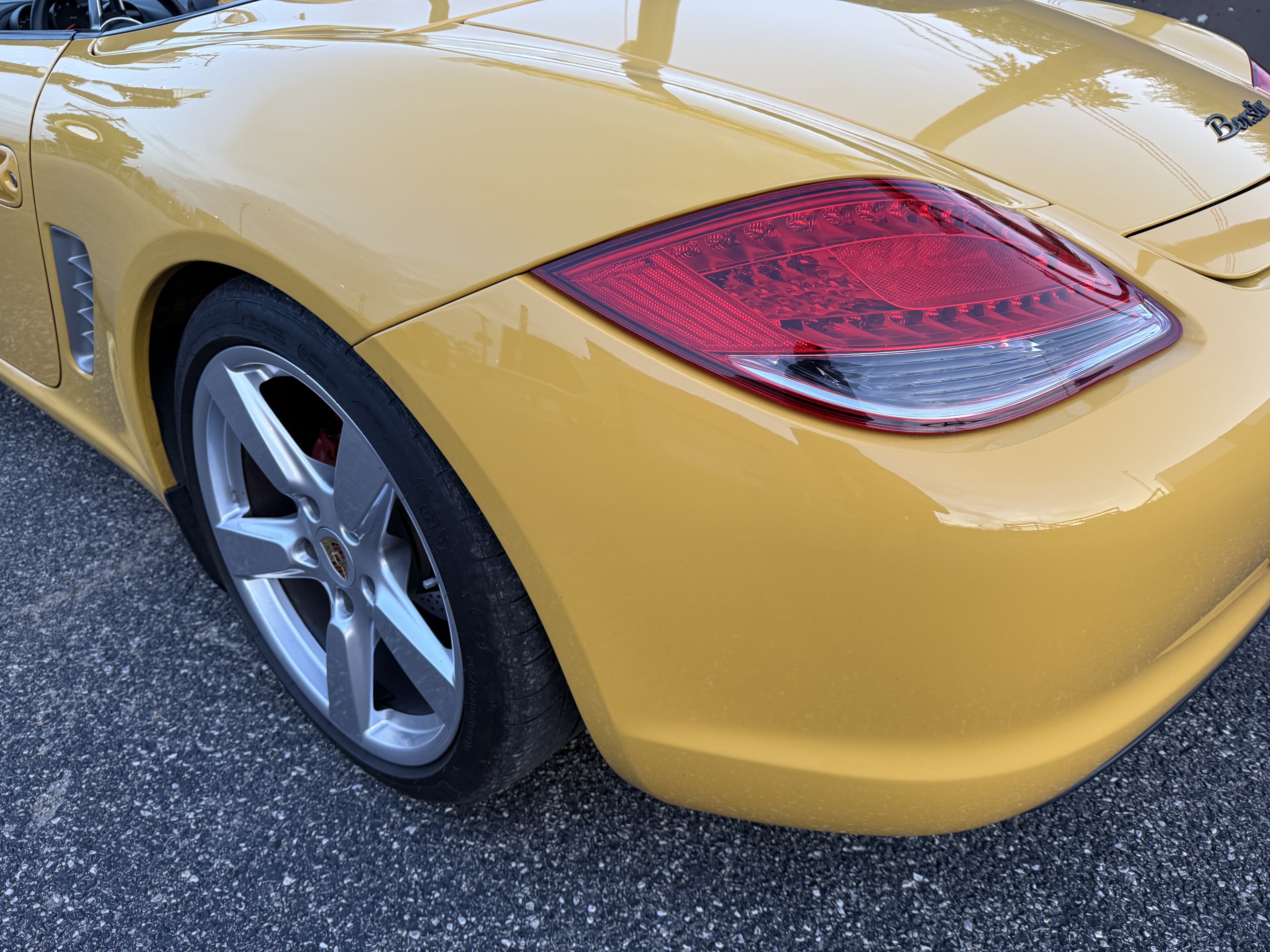 Used 2010 Porsche Boxster RWD image 9