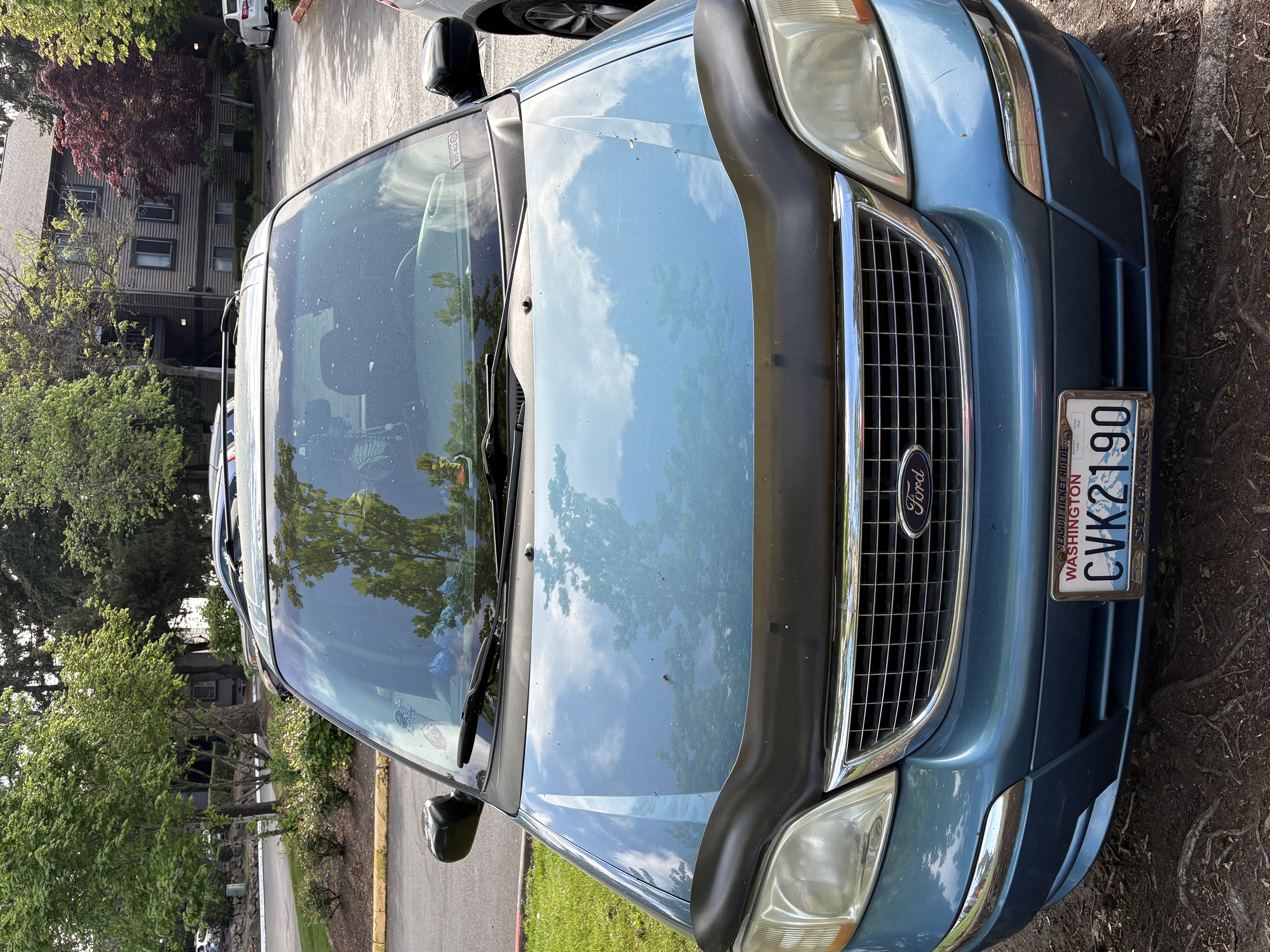 Used 2003 Ford Windstar SE FWD image 2