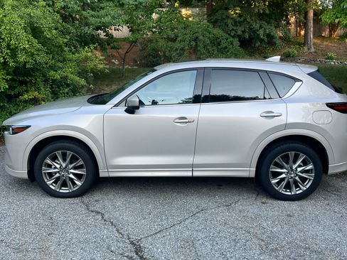 Used 2025 MAZDA CX-5 AWD 2.5 S w/ Premium Plus Pkg image 4