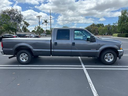 Used 2004 Ford F250 Lariat RWD image 6