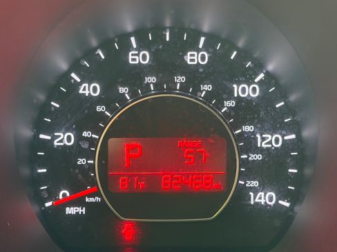 Used 2018 Kia Soul + FWD image 6