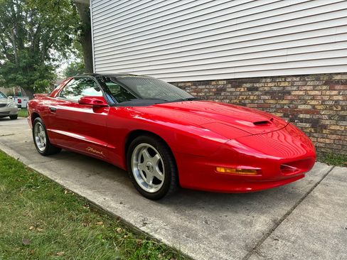 Used 1994 Pontiac Firebird Formula image 1
