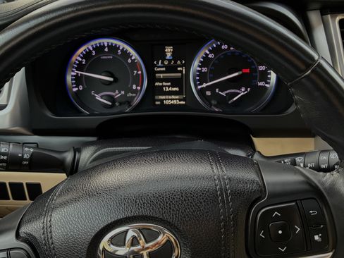 Used 2015 Toyota Highlander XLE image 17